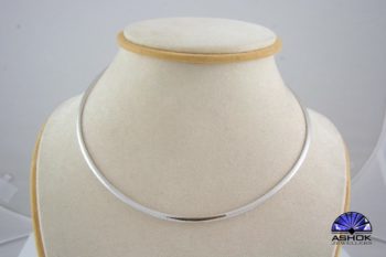 NECKPIECES 0052